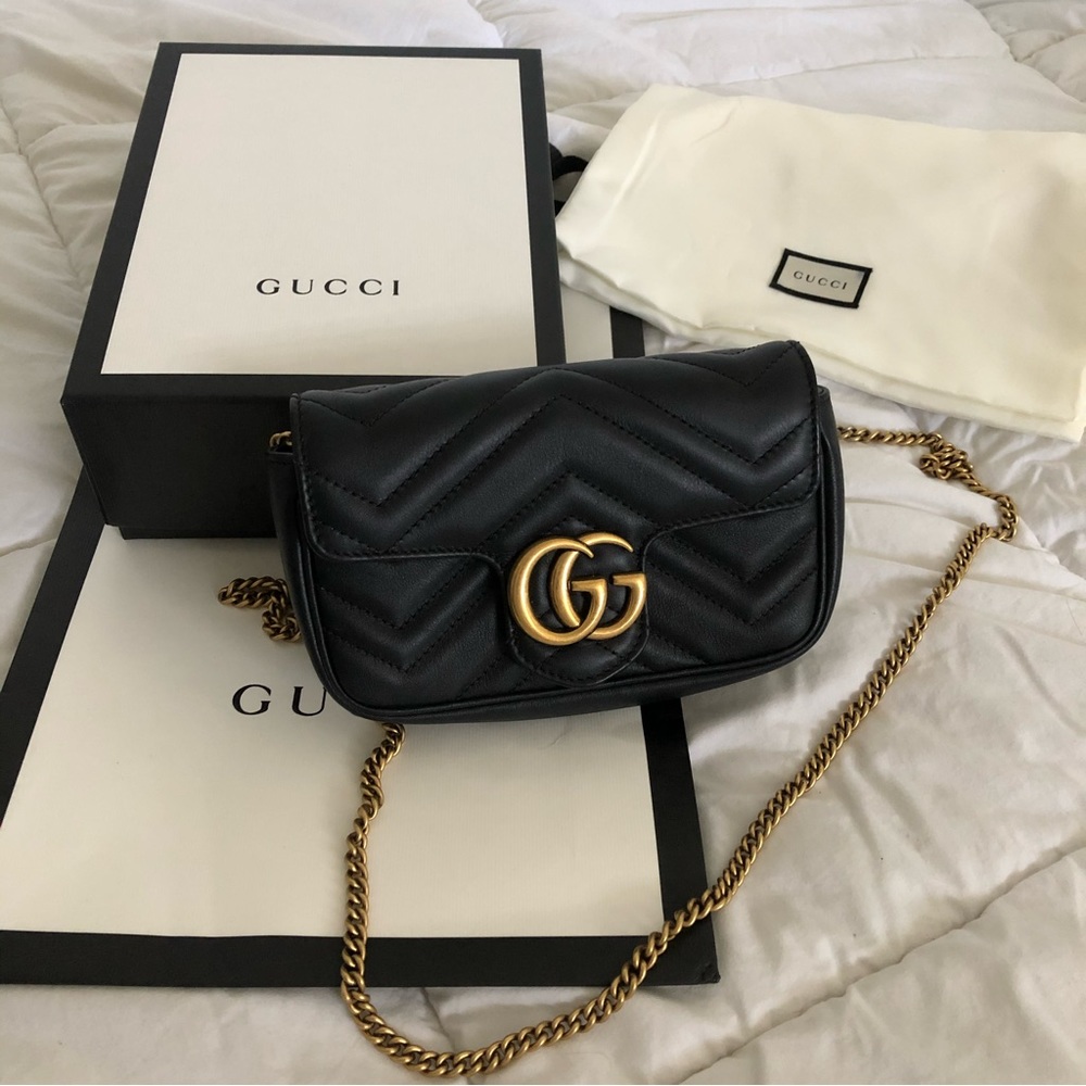 Gucci GG Marmont Matelasse Super Mini Bag in Black
